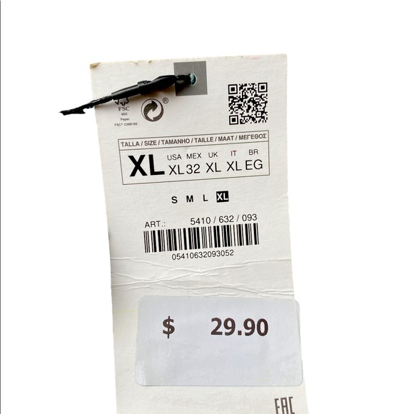 Zara but looks like Issey Miyake blouse size xl but fits like an M - Picture 3 of 4